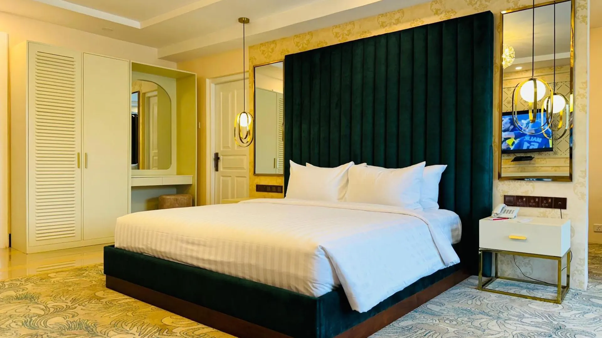 Devon Rest Hotel Kandy Sri Lanka