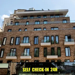 מלון דירות Cm111apparthotel